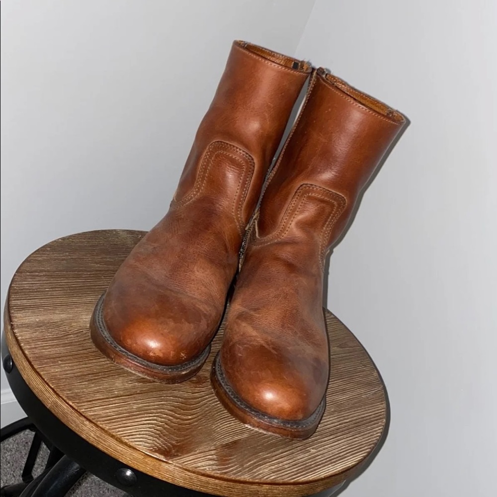Men’s Frye boots